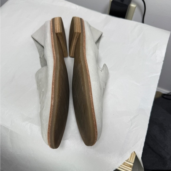 Sperry Women's Size 6.5 Seaport Levy Smooth Leather Loafer Flat Ivory - Picture 12 of 15